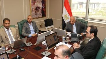 وزير الكهرباء يجتمع بـ"ساى شيلد" لمتابعة تشغيل منظومة الشحن الموحد