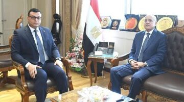وزير الإسكان يستقبل محافظ الأقصر لمتابعة مشروعات مبادرة "حياة كريمة" بالمحافظة