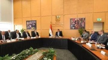 وزير الإسكان يُصدر حزمة من التكليفات والتوجيهات لرؤساء أجهزة المدن الجديدة