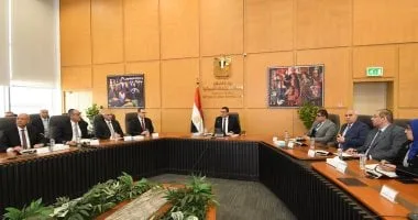 وزير الإسكان يُصدر حزمة من التكليفات والتوجيهات لرؤساء أجهزة المدن الجديدة وزير الإسكان يُصدر حزمة من التكليفات والتوجيهات لرؤساء أجهزة المدن الجديدة
