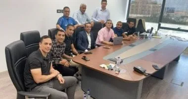 أوسكار رويز يجري تحليل أداء 6 حكام ساحة اليوم باتحاد الكرة أوسكار رويز يجري تحليل أداء 6 حكام ساحة اليوم باتحاد الكرة