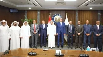 وزير البترول يبحث مع مجموعة موانئ أبوظبي سبل تعزيز التعاون المشترك