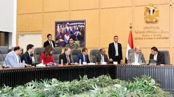 وزير الإسكان يعقد اجتماعه الدوري مع أعضاء البرلمان بمجلسيه النواب والشيوخ
