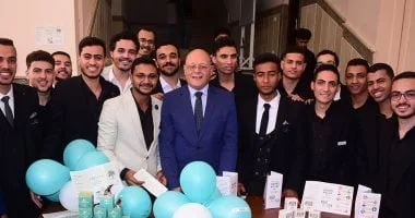 مستحضرات طبيعية لعلاج الاكزيما والصدفية والتهاب المفاصل بمشاريع تخرج طلاب بصيدلة سوهاج مستحضرات طبيعية لعلاج الاكزيما والصدفية والتهاب المفاصل بمشاريع تخرج طلاب بصيدلة سوهاج