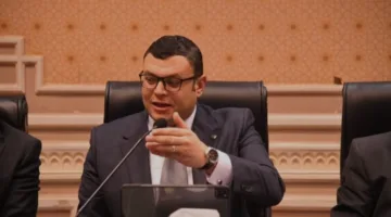 وزير الإسكان يتابع موقف تنفيذ المشروع السكني "ديارنا" المطروح للحجز حاليًّا بمدينة السادات