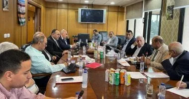 غرفة الصناعات النسيجية تبحث تحديات التراخيص ورسوم الصيانة غرفة الصناعات النسيجية تبحث تحديات التراخيص ورسوم الصيانة