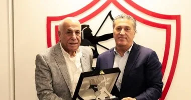 الزمالك يكرم بيسيرو بعد رحيله عن الفريق.. صور الزمالك يكرم بيسيرو بعد رحيله عن الفريق.. صور