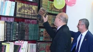 جامعة سوهاج تفتتح مكتبتين تضمان 3057 كتابًا ومعرضًا طلابيًا بكلية الآثار.. صور