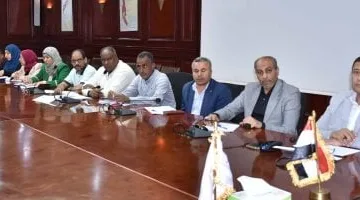 محافظ الأقصر يؤكد على عدم التهاون في مخالفات البناء.. صور
