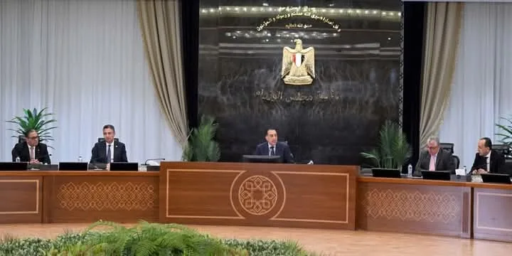 رئيس الوزراء: الحكومة ستدعم ما يتوافق عليه النواب بشأن الإيجارات القديمة رئيس الوزراء: الحكومة ستدعم ما يتوافق عليه النواب بشأن الإيجارات القديمة