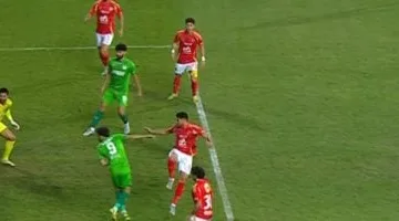 30 دقيقة.. الأهلي ينشط هجومياً.. والمصري يحافظ على التقدم بهدف