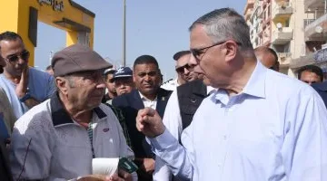محافظ الإسكندرية يكلف حى العجمى بغلق وتشميع بمحال ومقاهى لتكرارهم المخالفات