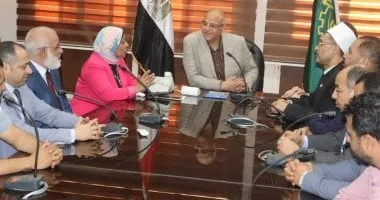 محافظ القليوبية لمشرفى بعثة حج الجمعيات: الحجاج أمانة فى أعناقكم محافظ القليوبية لمشرفى بعثة حج الجمعيات: الحجاج أمانة فى أعناقكم