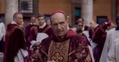 تقارير: الكرادلة الحقيقيين شاهدوا فيلم Conclave قبل التصويت للبابا الجديد تقارير: الكرادلة الحقيقيين شاهدوا فيلم Conclave قبل التصويت للبابا الجديد