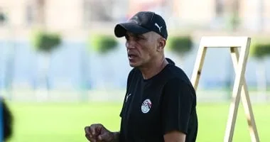 أسامة نبيه يحفز لاعبى منتخب الشباب قبل مواجهة تنزانيا بأم إفريقيا أسامة نبيه يحفز لاعبى منتخب الشباب قبل مواجهة تنزانيا بأم إفريقيا
