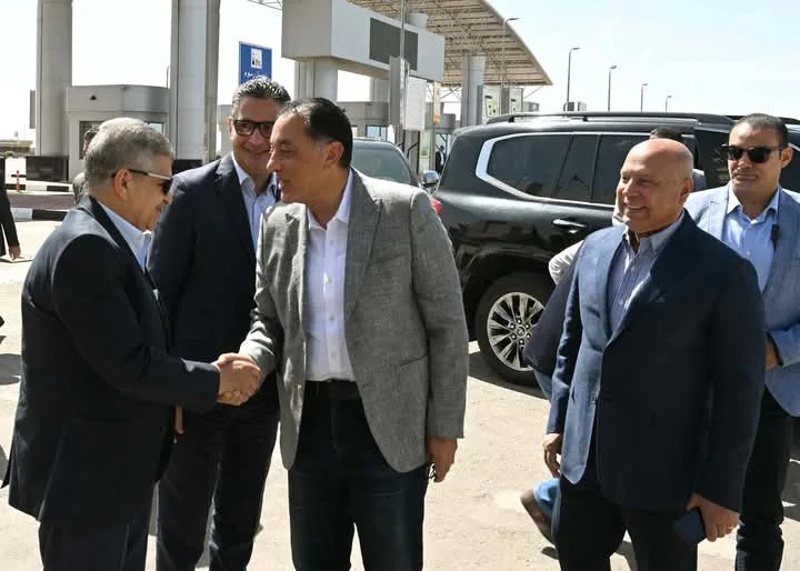 رئيس الوزراء يفتتح مشروعات جديدة بالمنطقة الاقتصادية لقناة السويس اليوم السبت رئيس الوزراء يفتتح مشروعات جديدة بالمنطقة الاقتصادية لقناة السويس اليوم السبت