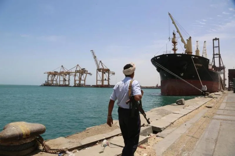 جيش الاحتلال يصدر أوامر إخلاء لـ 3 موانئ يمنية جيش الاحتلال يصدر أوامر إخلاء لـ 3 موانئ يمنية