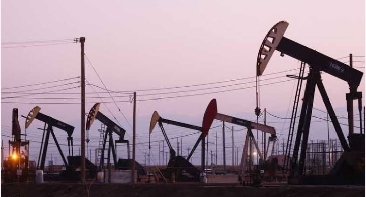 الاتفاق التجاري بين الولايات المتحدة والصين يرفع أسعار النفط الاتفاق التجاري بين الولايات المتحدة والصين يرفع أسعار النفط