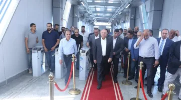 وزير النقل يزور محطات المرحلة الأولى لمشروع خدمة الأتوبيس السريع BRT