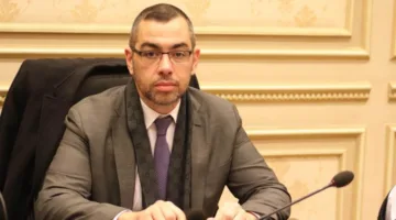 خبير اقتصادي: تحسن الميزان التجاري يدل على انتعاش الصادرات لكنه لا يضمن إصلاحًا اقتصاديًا دائمًا