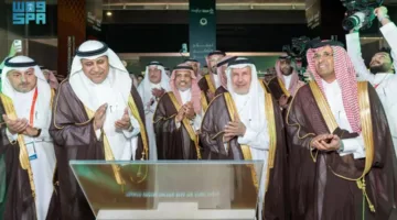 مركز الملك سلمان يعلن عن توزيع 14 مليون سلة غذائية لصالح 77.5 مليون شخص في 20 دولة.