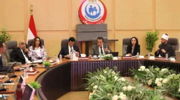 وزير الصحة: تطوير الأفراد هو الأساس لتحقيق رؤية مصر 2030.