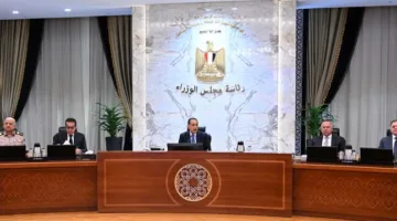 رئيس الوزراء: تعزيز الصناعات في المنطقة الاقتصادية لقناة السويس يتيح فرص التصدير للأسواق العالمية