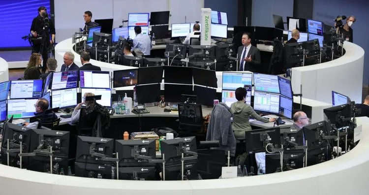 الأسواق الأوروبية تتراجع بشكل جماعي بقيادة مؤشر Stoxx 600 بعد فترة من الارتفاعات. الأسواق الأوروبية تتراجع بشكل جماعي بقيادة مؤشر Stoxx 600 بعد فترة من الارتفاعات.