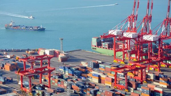 الصين ترد: فرض رسوم بنسبة 74.9% على واردات البلاستيك من أمريكا وأوروبا الصين ترد: فرض رسوم بنسبة 74.9% على واردات البلاستيك من أمريكا وأوروبا