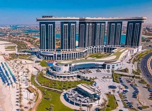 المنظمة العربية للسياحة تعلن “العلمين الجديدة” عاصمة المصايف العربية لعام 2025