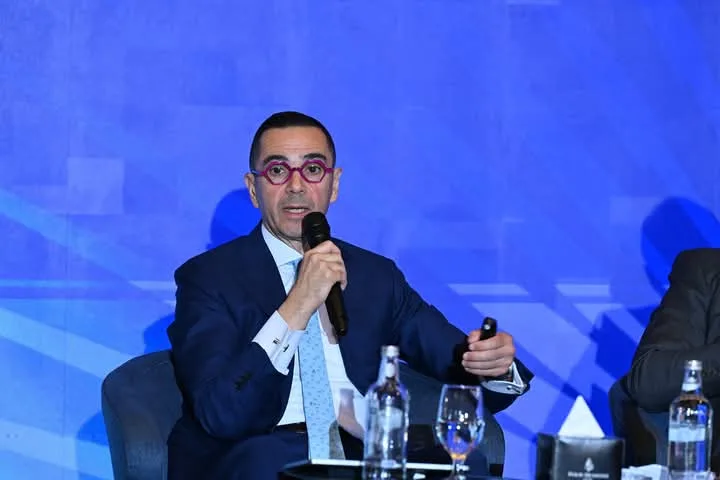 وزير الاستثمار: الانتهاء من تقييم الأعباء المالية غير الضريبية وتقديم تسهيلات جمركية متوقعة لتعزيز الاستثمار وزير الاستثمار: الانتهاء من تقييم الأعباء المالية غير الضريبية وتقديم تسهيلات جمركية متوقعة لتعزيز الاستثمار