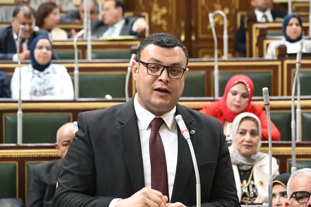 وزير الإسكان يتباحث في مجلس النواب حول مشروع قانون تنظيم خدمات مياه الشرب والصرف الصحي