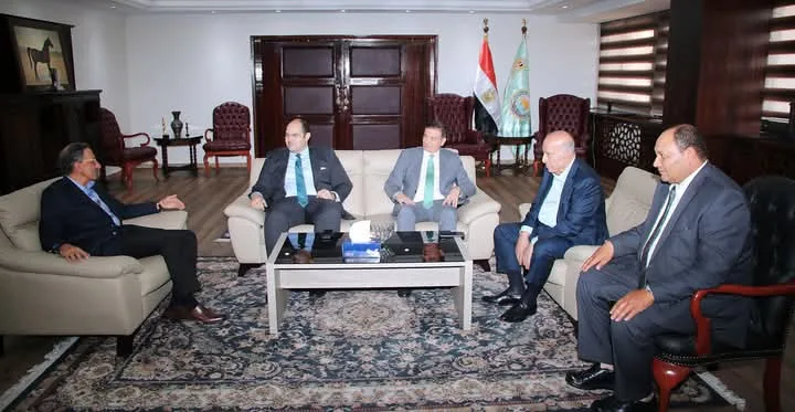 وزير الزراعة: تقديم الدعم الشامل لقطاع الدواجن وزيادة الإنتاج وتعزيز المنافسة العادلة في السوق
