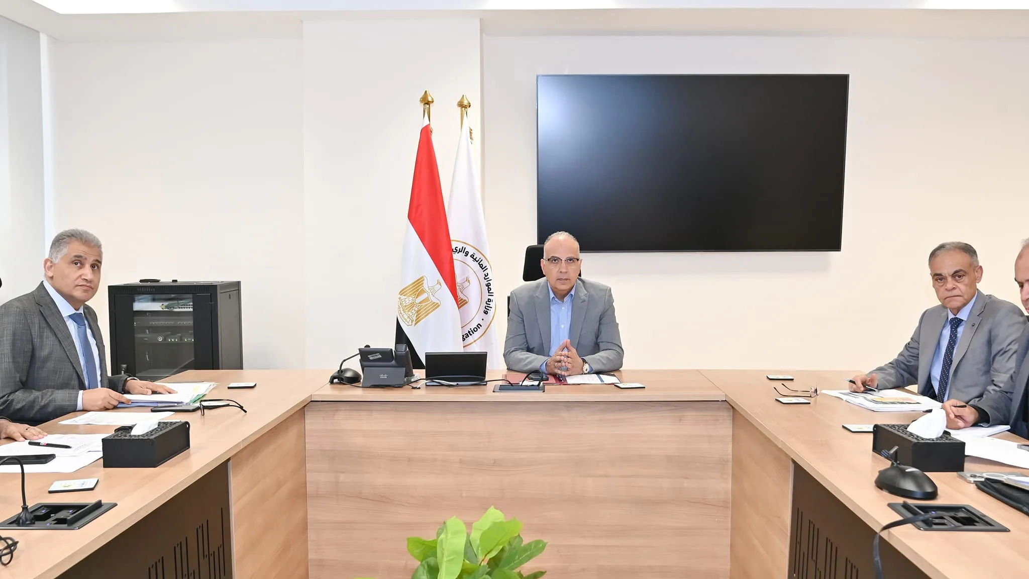 وزير الري يراقب وضع المنظومة المائية في بني سويف والمنيا خلال ذروة الطلب على المياه وزير الري يراقب وضع المنظومة المائية في بني سويف والمنيا خلال ذروة الطلب على المياه