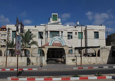 مستشفى الكويت التخصصي في رفح الفلسطينية يحذر من توقف الخدمات الطبية دون تدخل عاجل مستشفى الكويت التخصصي في رفح الفلسطينية يحذر من توقف الخدمات الطبية دون تدخل عاجل