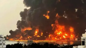 22 حزبا باليمن تدين غارات إسرائيل على ميناء الحديدة ومطار صنعاء