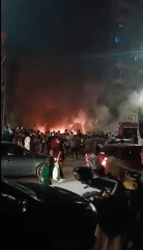 نشب حريق كبير في مطعم شاورما بشارع ترسا في الهرم نشب حريق كبير في مطعم شاورما بشارع ترسا في الهرم