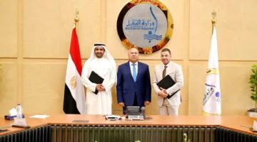 وزير النقل يشهد ترخيص شركة جرين فالي لخدمات السيارات الكهربائية للعمل في مجال نقل الركاب