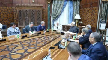 شيخ الأزهر يلتقي وفد الكلية الملكية لدراسات الدفاع بالمملكة المتحدة