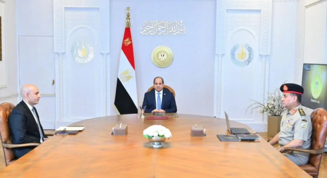 السيسي يوجه الحكومة لبحث إمكانية إضافة الذكاء الاصطناعي كمقرر compulsory في المناهج الدراسية.