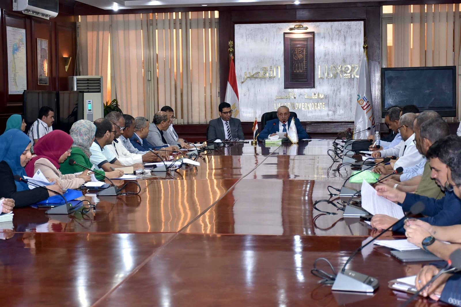 محافظ الأقصر يؤكد على عدم التهاون في مخالفات البناء
