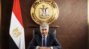 مصر تطلق منصة رقمية لتأهيل الكوادر السياحية وتتبنى الذكاء الاصطناعي في الترويج