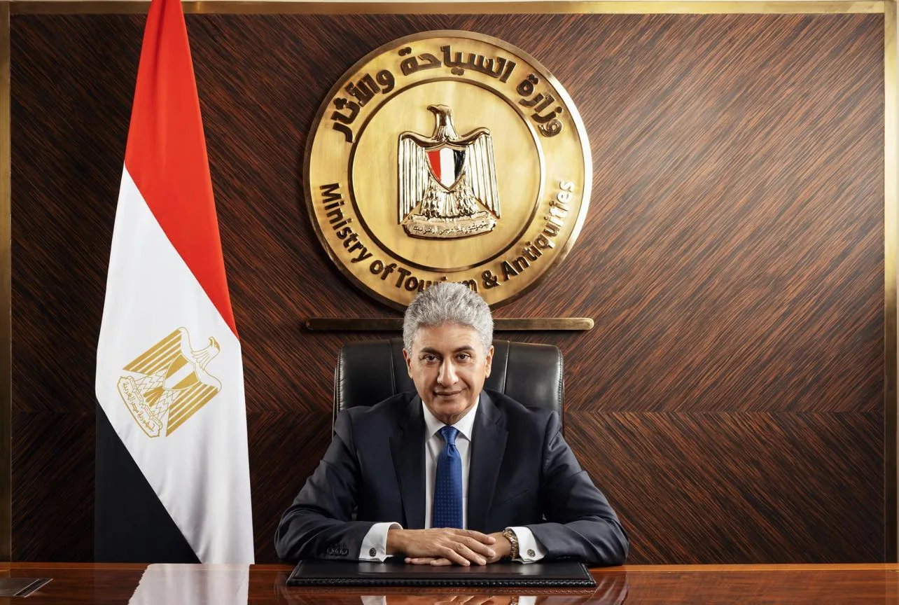 مصر تطلق منصة رقمية لتأهيل الكوادر السياحية وتتبنى الذكاء الاصطناعي في الترويج مصر تطلق منصة رقمية لتأهيل الكوادر السياحية وتتبنى الذكاء الاصطناعي في الترويج