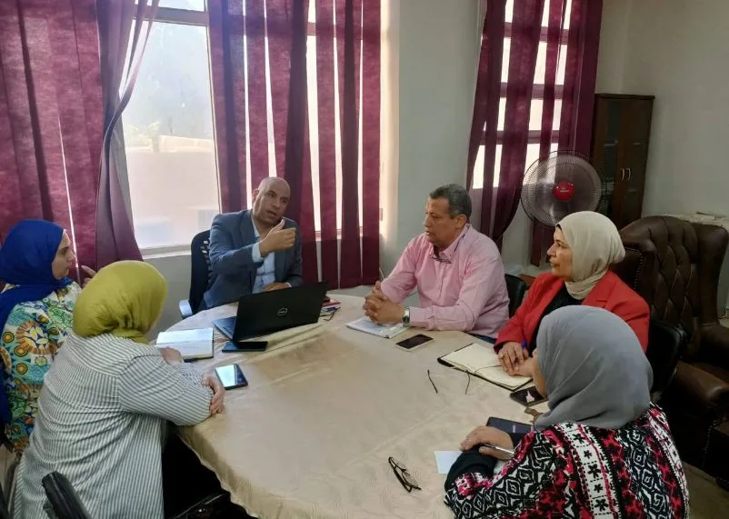 مديرية العمل في الإسماعيلية تبحث آليات الربط بين التعليم الفني وسوق العمل مديرية العمل في الإسماعيلية تبحث آليات الربط بين التعليم الفني وسوق العمل