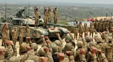الجيش الباكستاني يعلن رده على استهداف الهند 3 مطارات