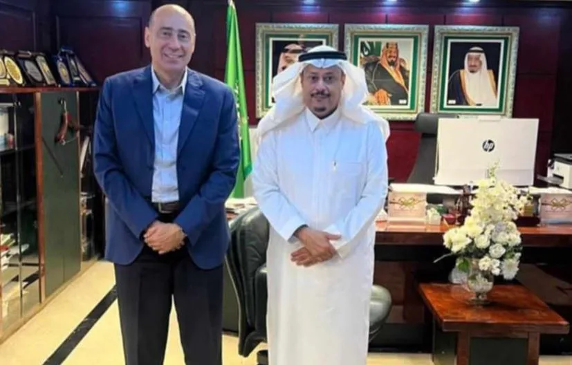 رئيس جامعة المنيا يبحث سبل التعاون مع الملحق الثقافي السعودي تليفونيًا رئيس جامعة المنيا يبحث سبل التعاون مع الملحق الثقافي السعودي تليفونيًا