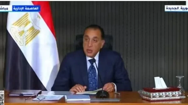 رئيس الوزراء يطالب بتعزيز تشغيل محطات الوقود لتزويد السيارات بالغاز. رئيس الوزراء يطالب بتعزيز تشغيل محطات الوقود لتزويد السيارات بالغاز.