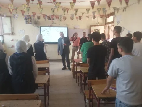 وكيل التعليم ببورسعيد يتابع امتحانات صفوف النقل وكيل التعليم ببورسعيد يتابع امتحانات صفوف النقل