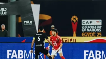 التعادل يختتم الشوط الأول بين الأهلي والبنك في بطولة الدوري