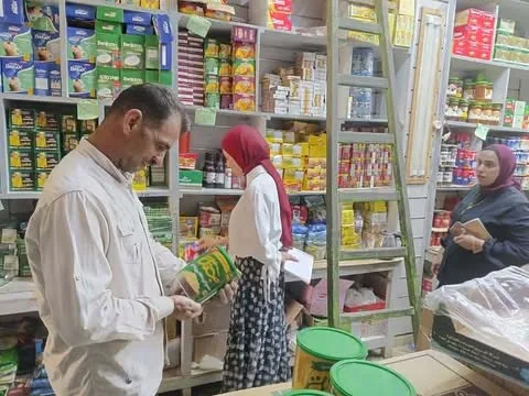 إصدار 15 محضر ضبط تمويني لمخالفين في مدينة الخارجة بمحافظة الوادي الجديد إصدار 15 محضر ضبط تمويني لمخالفين في مدينة الخارجة بمحافظة الوادي الجديد